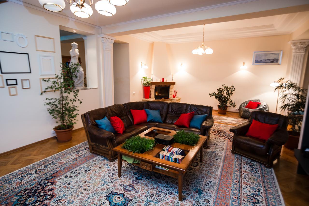 Interhouse Almaty Hostel Luaran gambar