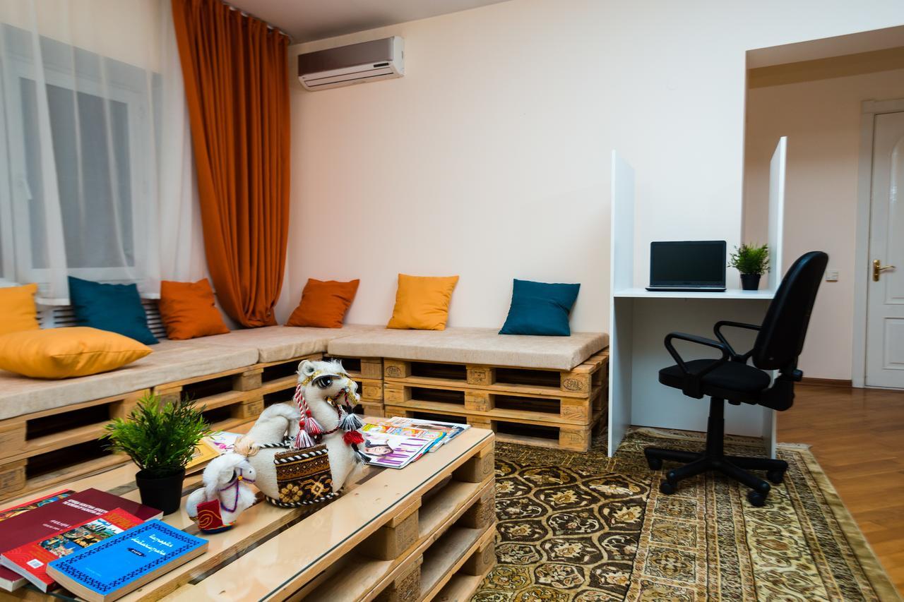 Interhouse Almaty Hostel Luaran gambar
