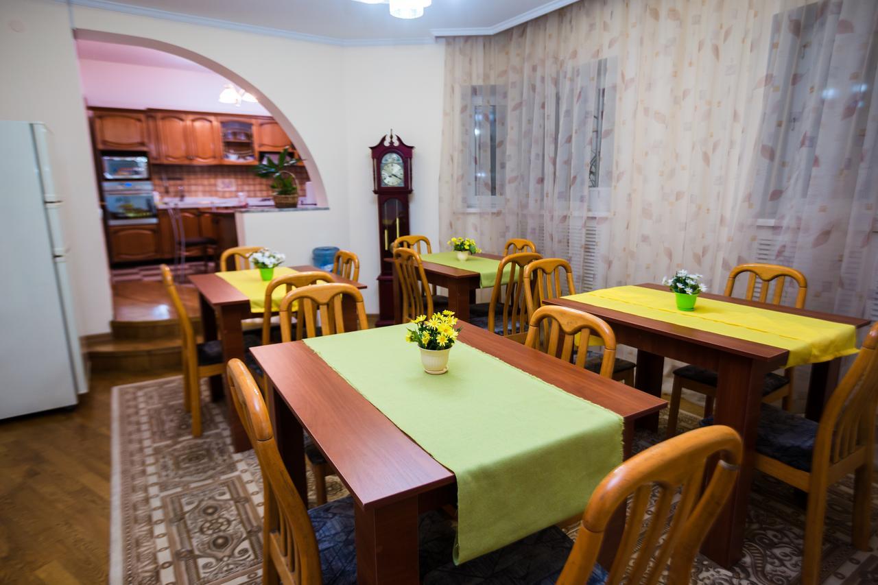 Interhouse Almaty Hostel Luaran gambar