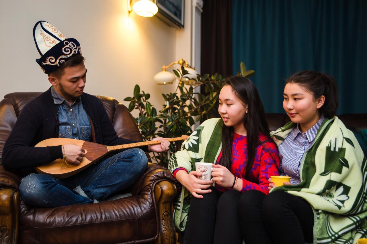 Interhouse Almaty Hostel Luaran gambar
