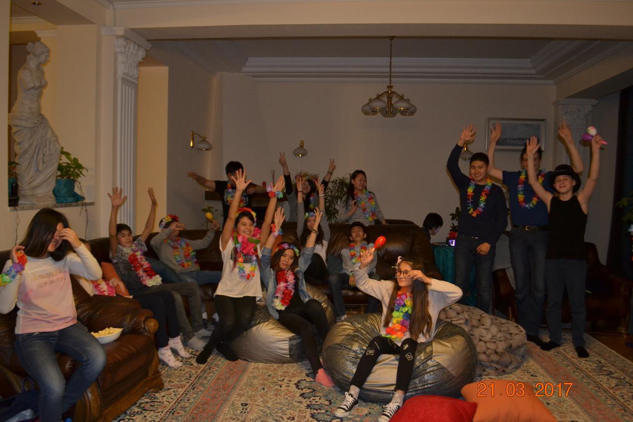 Interhouse Almaty Hostel Luaran gambar