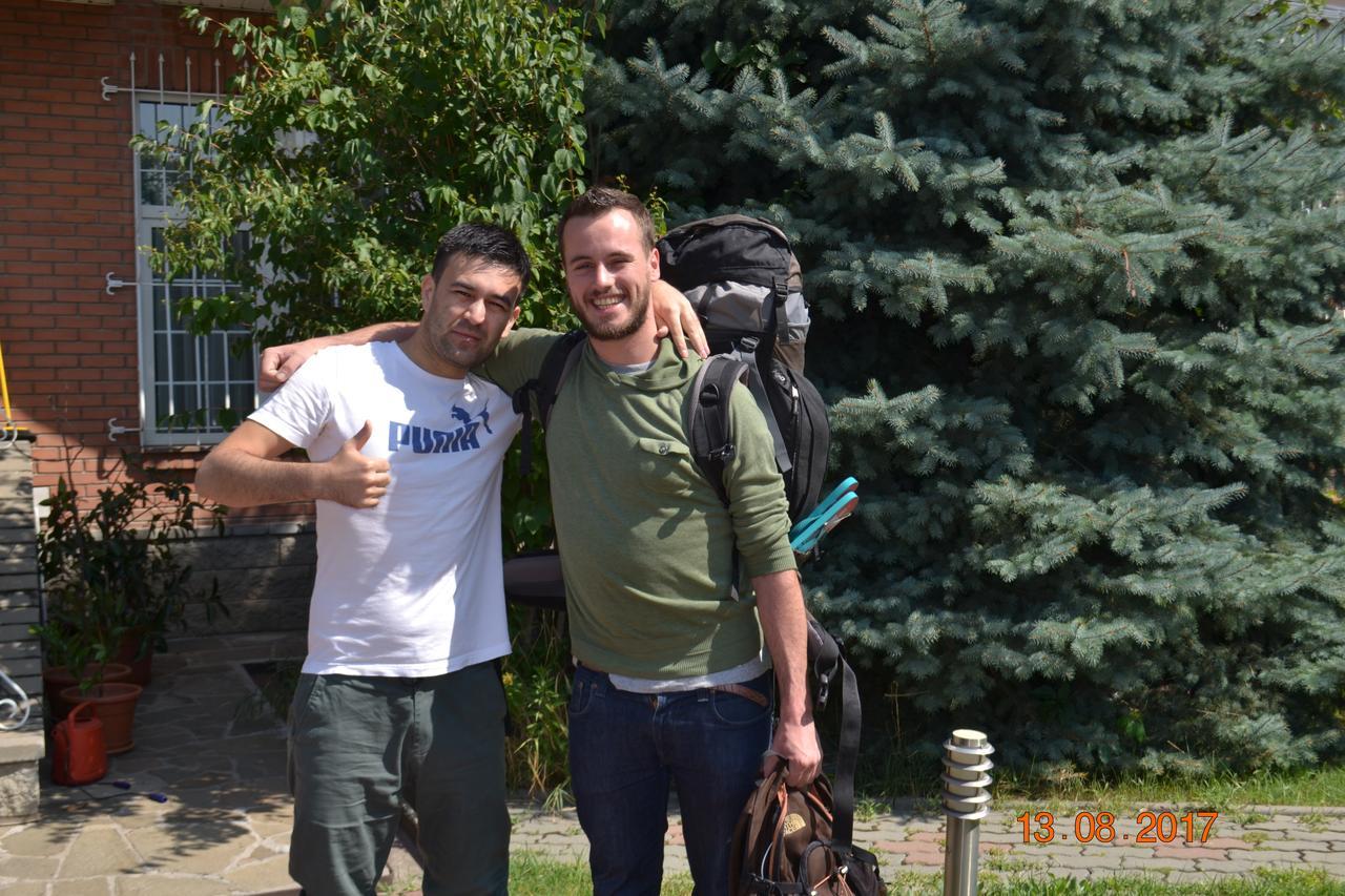 Interhouse Almaty Hostel Luaran gambar