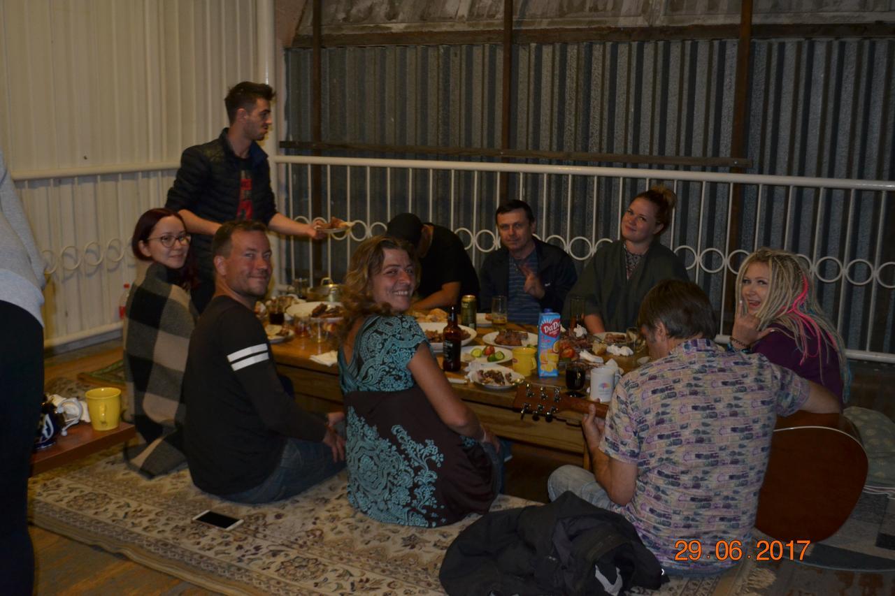 Interhouse Almaty Hostel Luaran gambar