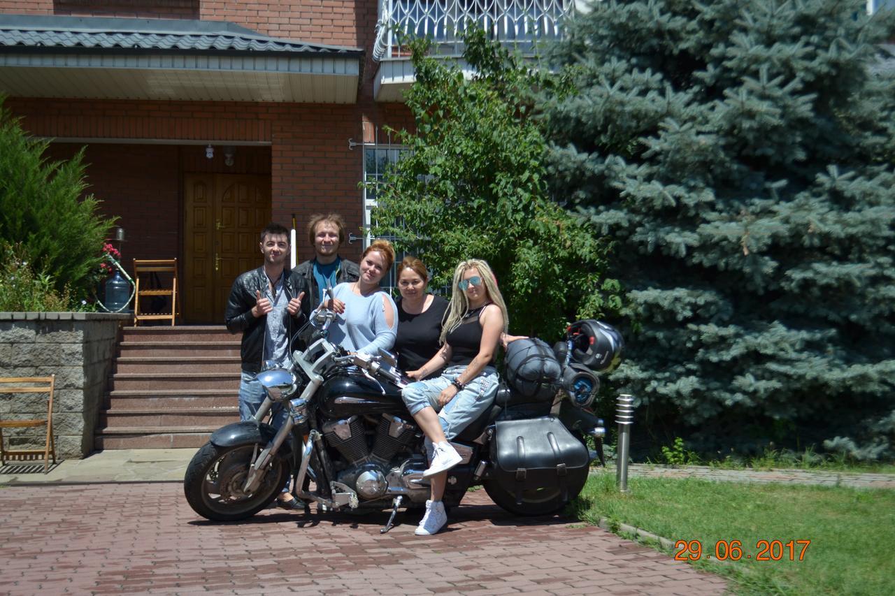 Interhouse Almaty Hostel Luaran gambar